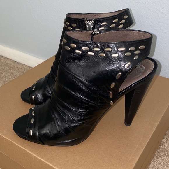 Vince Camuto leather peep toe booties - Picture 3 of 6